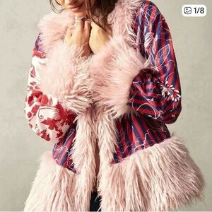 Beautiful Multicolor Women's Woven layering Jacket. size 6 but fits like an 8/10